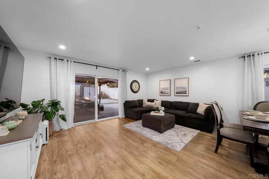 5868 Greycourt Avenue