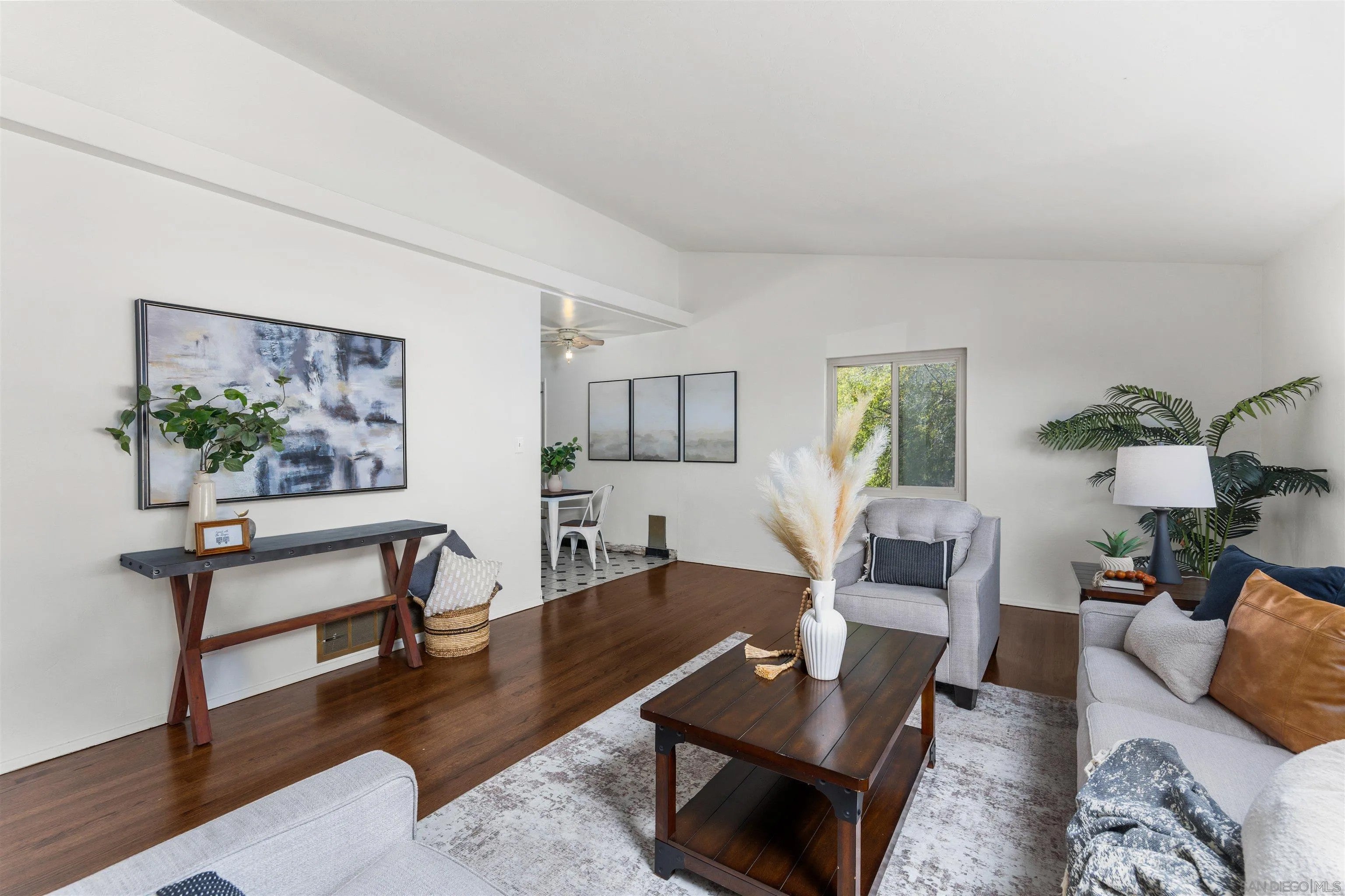 1711 Ridge View Dr.