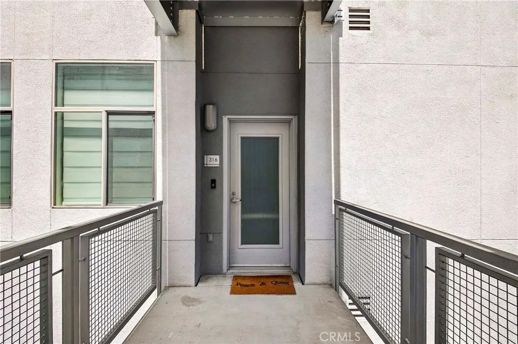 435 W Center Street