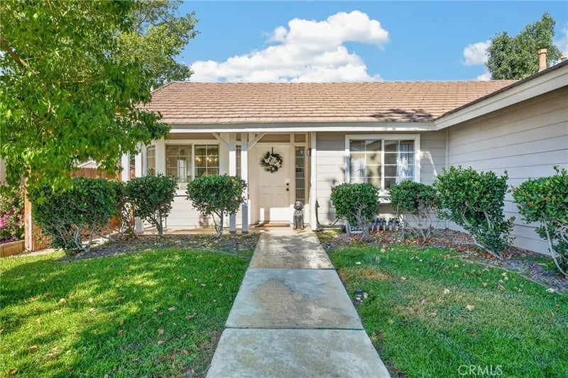 1043 Juniper