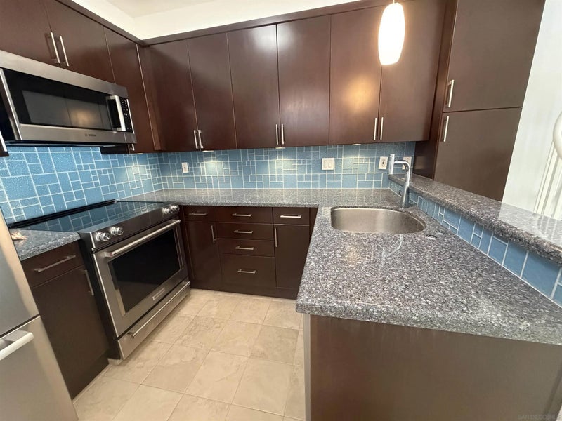 7275 Calabria Court 66