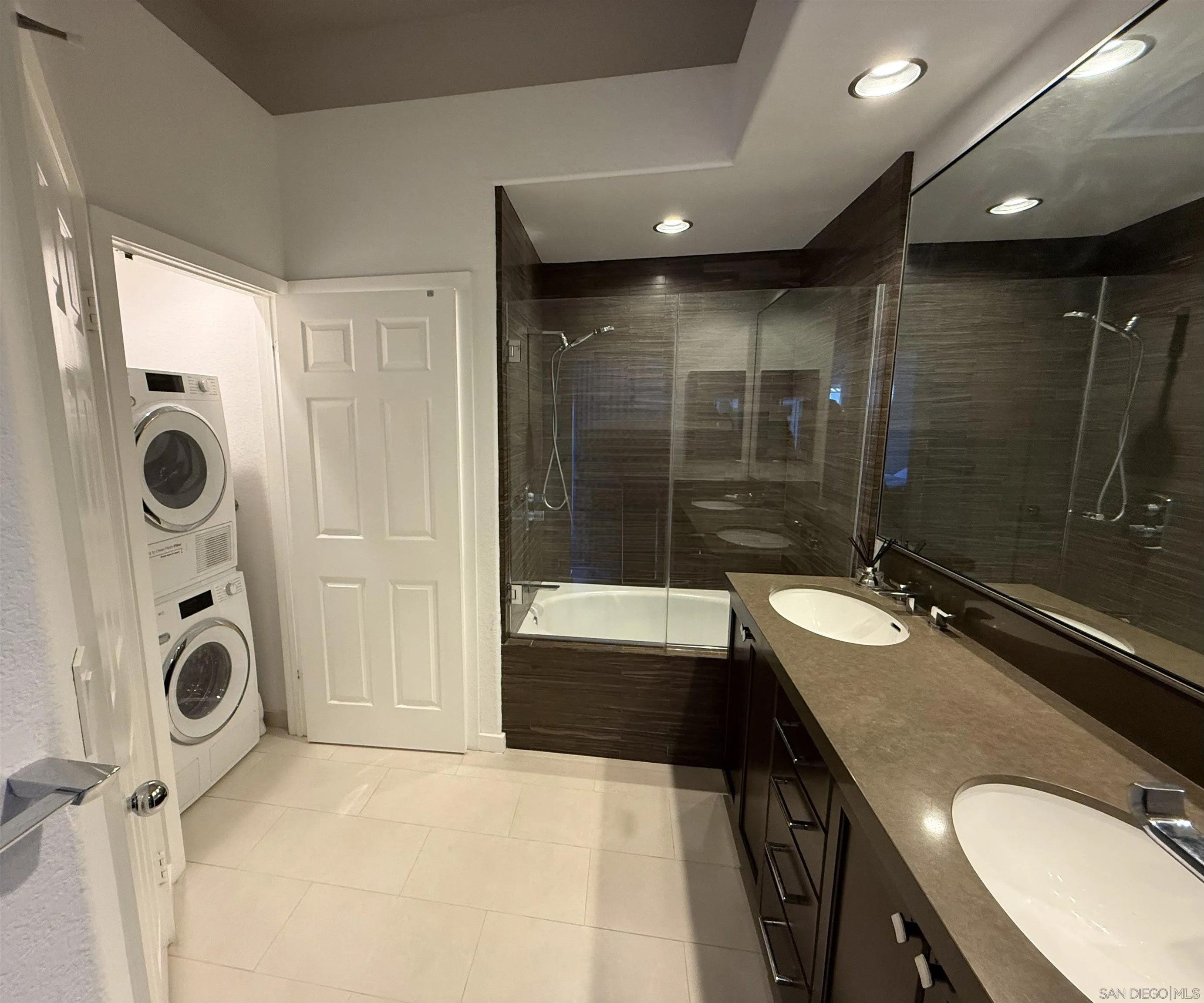 7275 Calabria Court 66