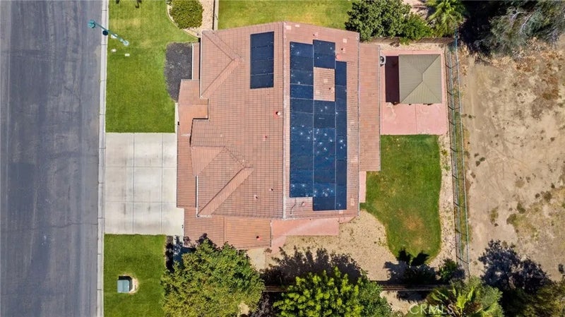 1114 Paradise Drive