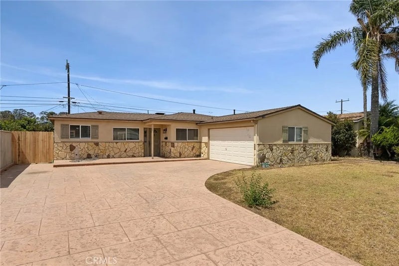 1165 N 6th