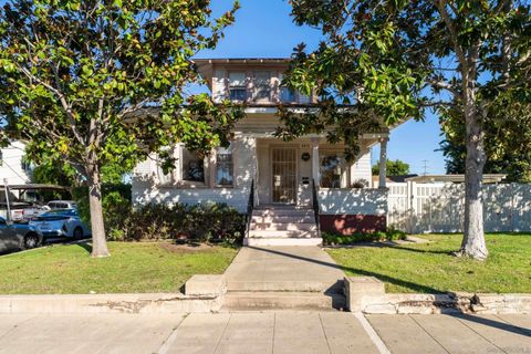 4915 Uvada Pl San Diego CA 92116