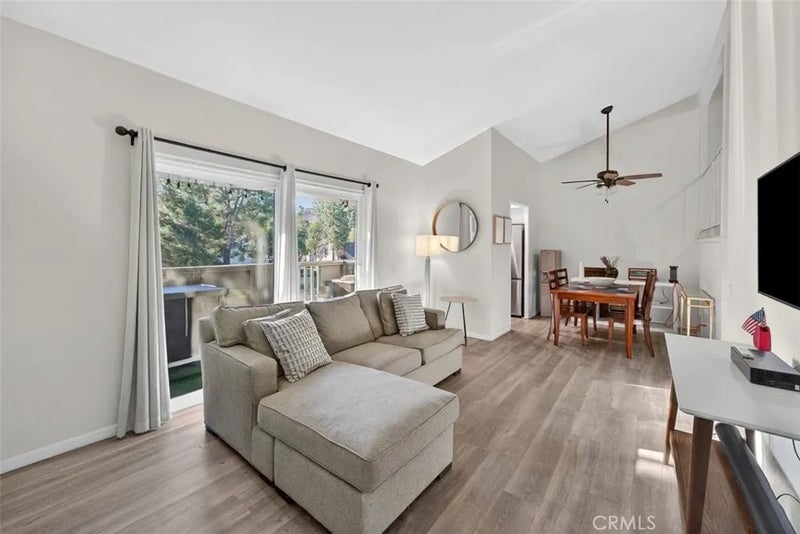 1627 Brea Boulevard