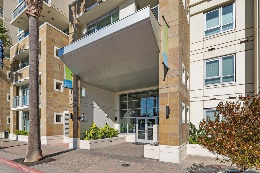 Photo of 825 W Beech St #301, San Diego, CA 92101 (MLS # 260009239)