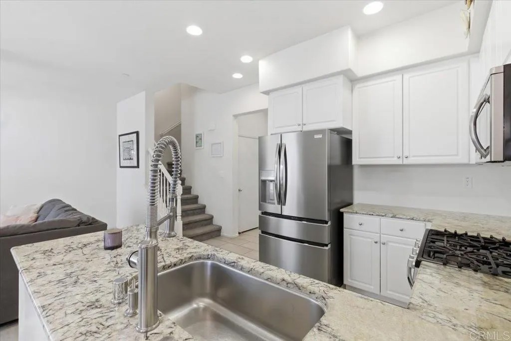 1435 Santa Diana Road 4