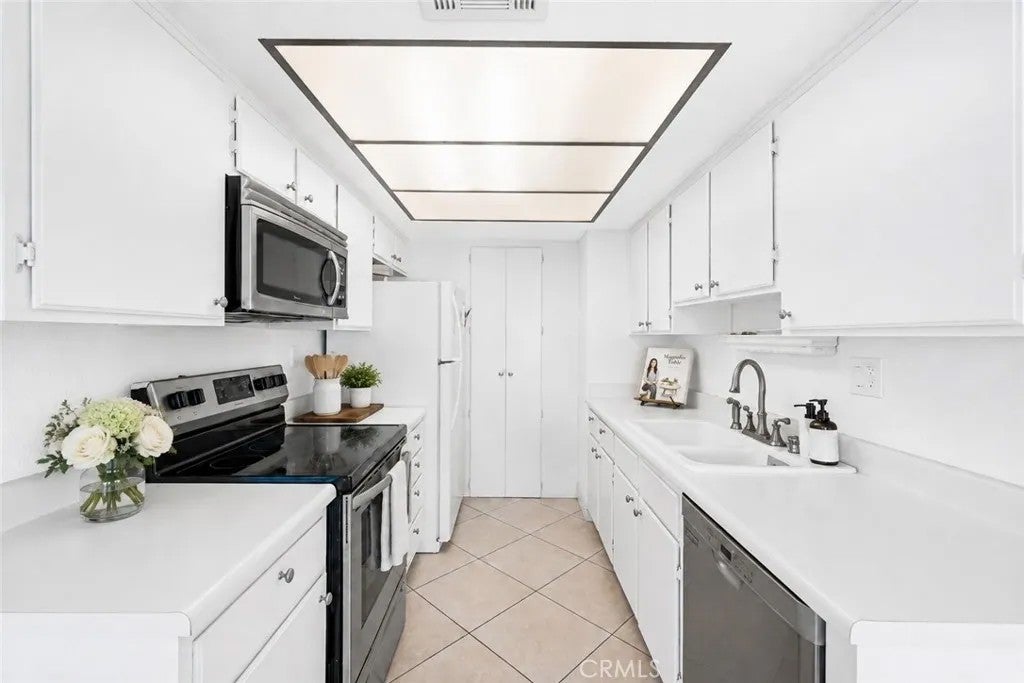 18408 Hatteras