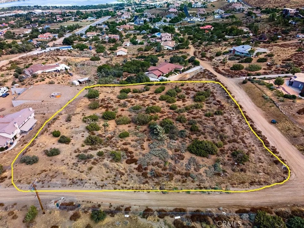1 Vac/Cor Avenue S14/Camares