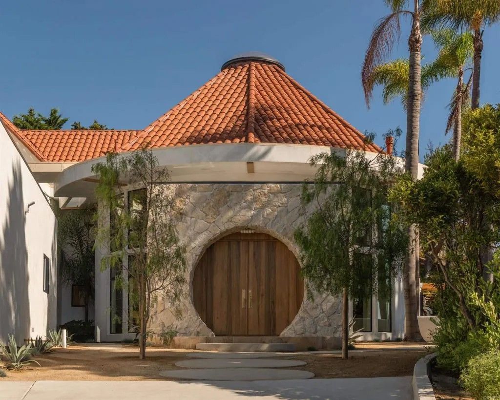 Photo of 14847 Vista Del Oceano, Del Mar, CA 92014 (MLS # NDP2510530)