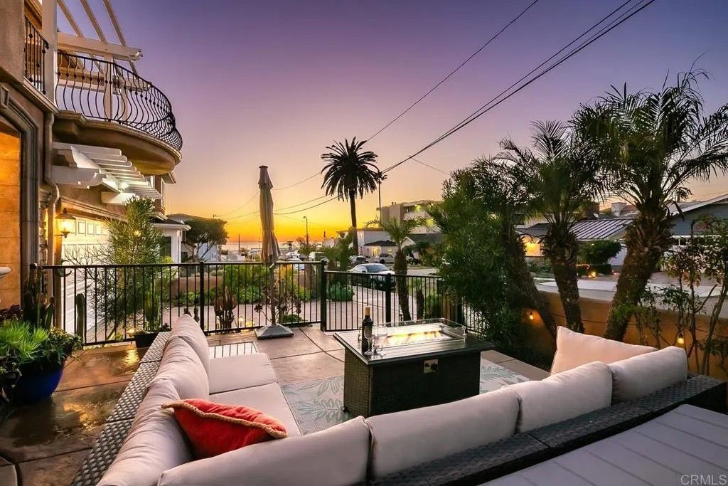 Photo of 165 Sycamore Ave, Carlsbad, CA 92008 (MLS # NDP2510509)