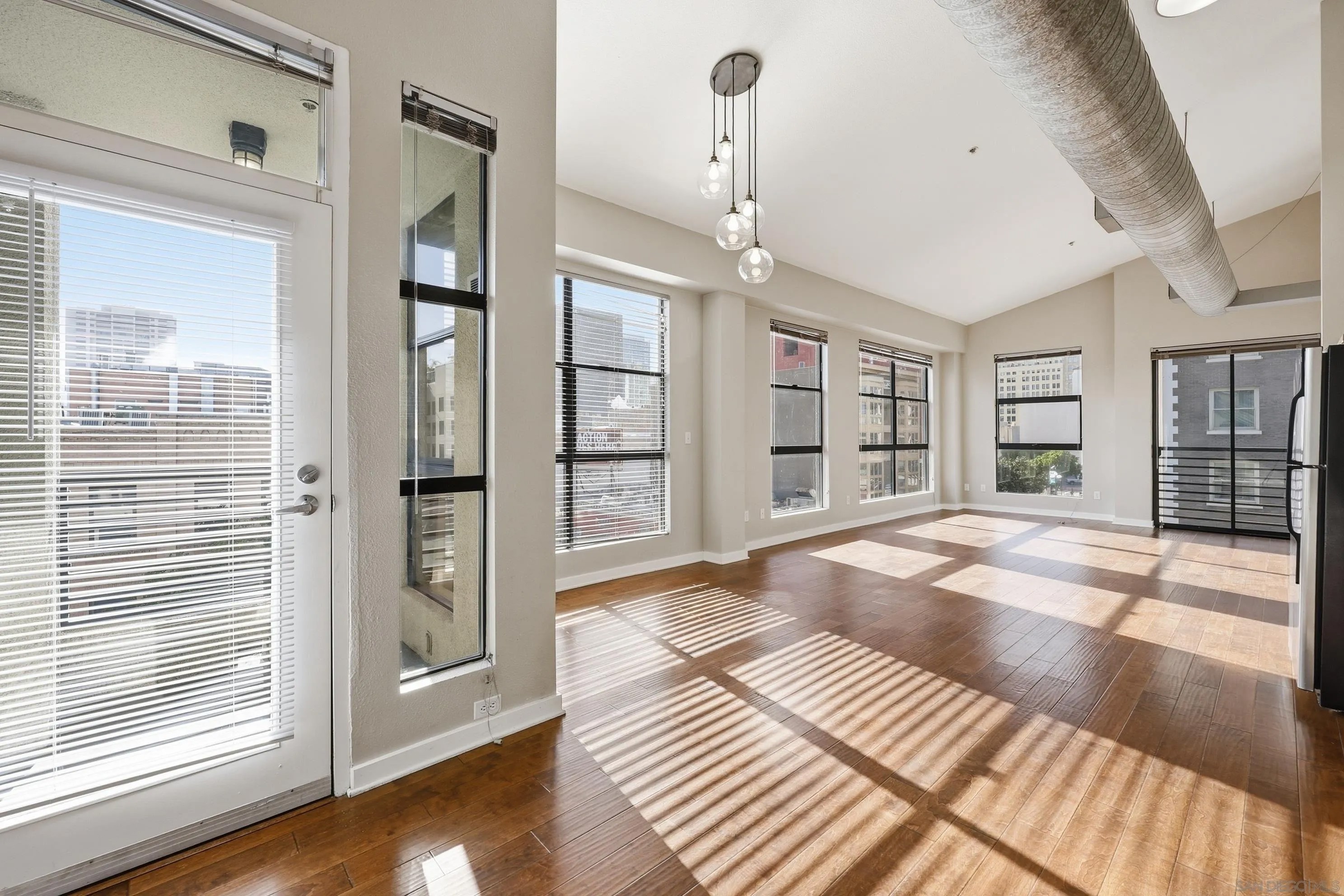 777 6Th Ave 419