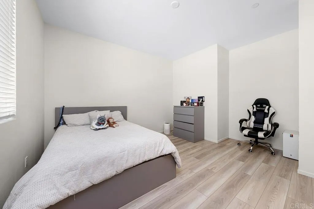 5215 Surfwalk Way 140