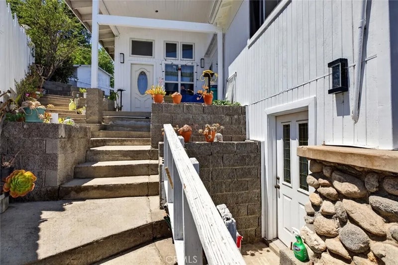 787 Terrace 49