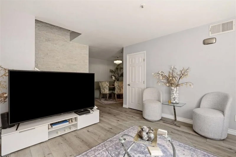 11534 Promenade Drive