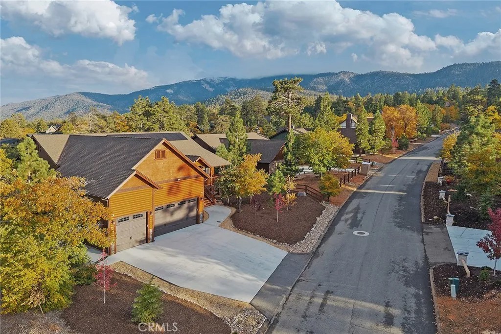 1658 Tuolumne Road