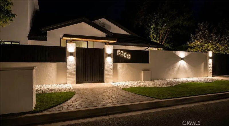 5509 Oakdale