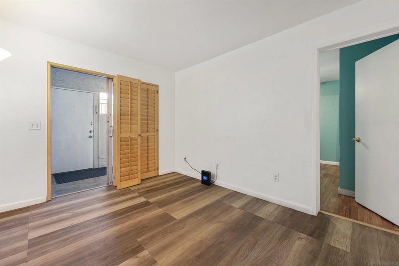3029 Broadway 4