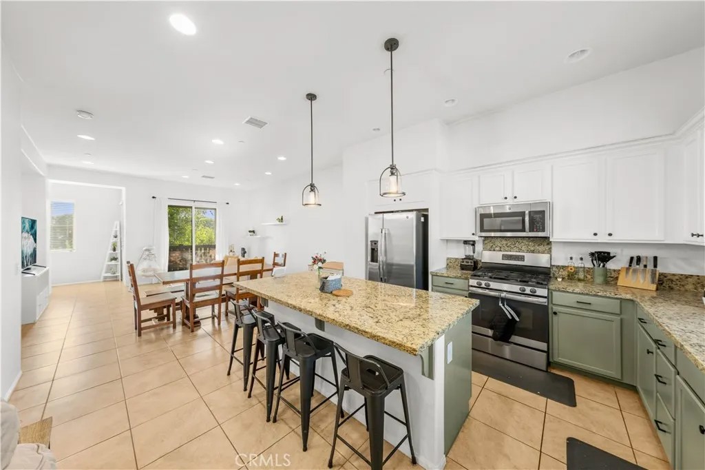 12414 Amesbury Circle