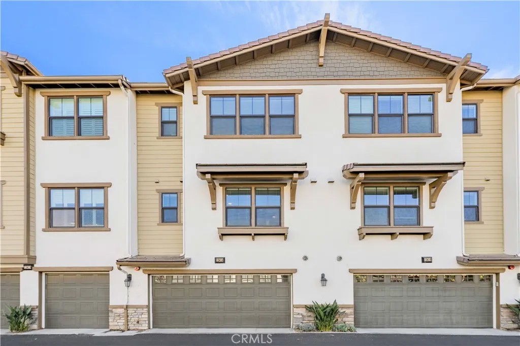 12414 Amesbury Circle