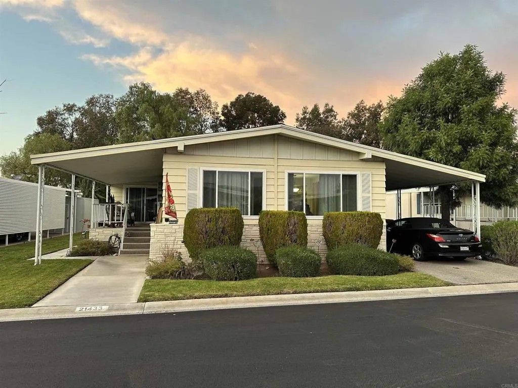 Photo of 21433 Tumbleweed Way, Saugus, CA 91350 (MLS # NDP2600786)