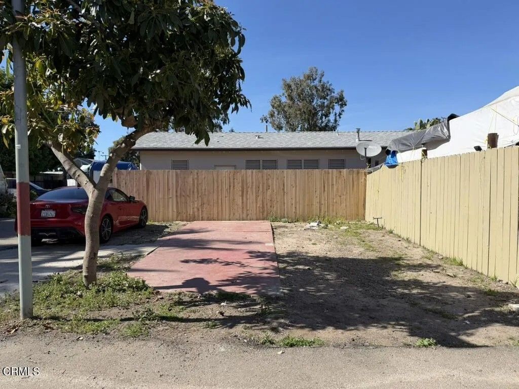 Photo of 4725 9th St #31, Carpinteria, CA 93013 (MLS # V1-35260)