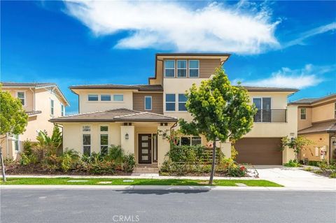 Photo of 62 Cartwheel, Irvine, CA 92618 (MLS # TR26052067)