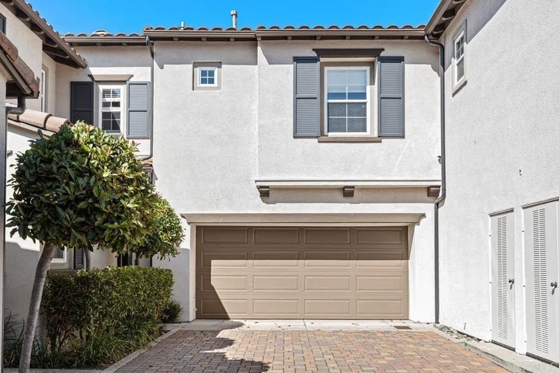 170 Paseo Vista