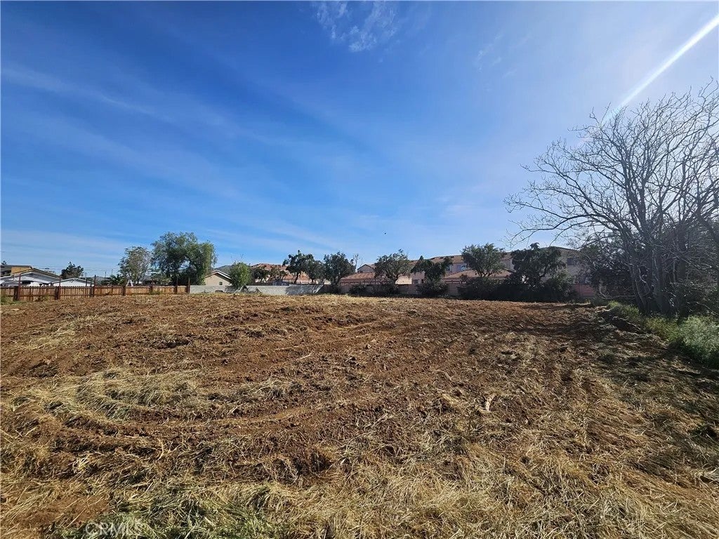 Photo of 24208 Dracaea Ave, Moreno Valley, CA 92553 (MLS # IV26046844)