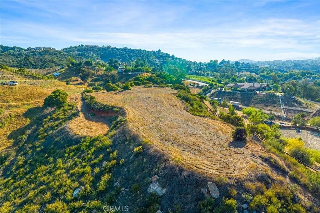 Photo of 0 Via Conteviento, Murrieta, CA 92562 (MLS # SW25126682)
