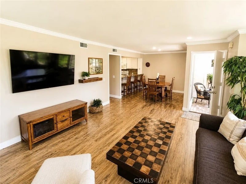 36 Woodleaf