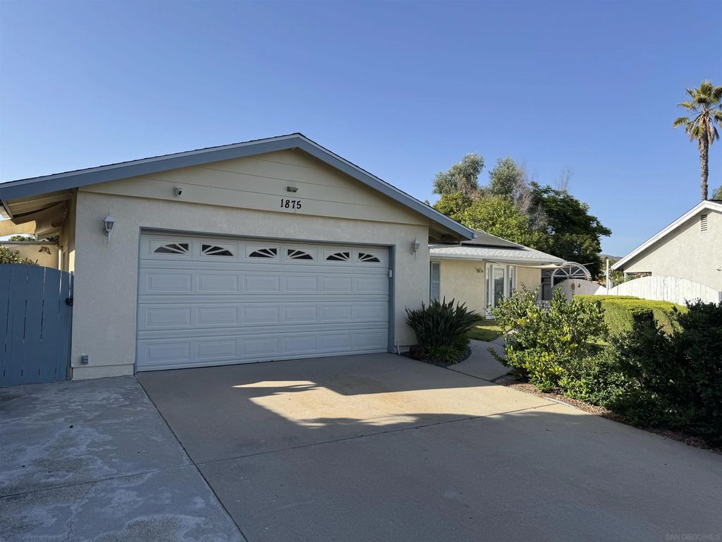 Photo of 1875 Loyola Ct, Chula Vista, CA 91913 (MLS # 260009379)