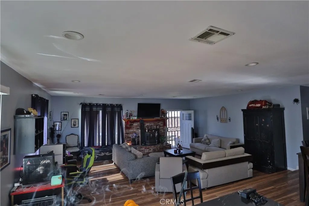 830 W Avenue J4
