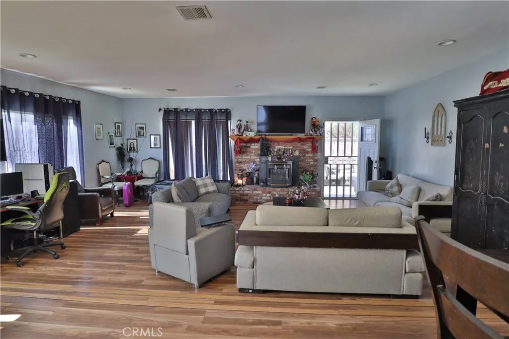 830 W Avenue J4