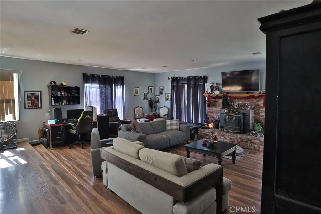 830 W Avenue J4