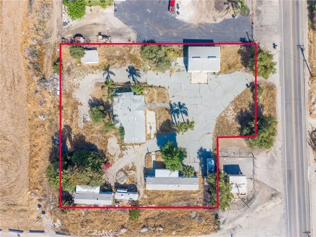 Photo of 18420 Decker Rd, Perris, CA 92570 (MLS # IV26087193)
