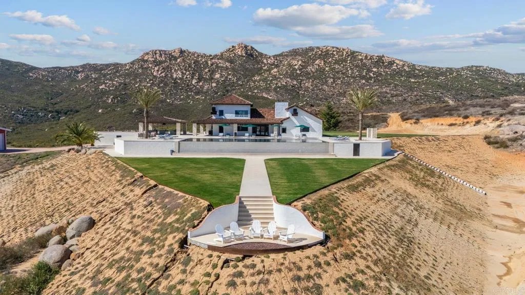 24949 Thunder Mountain Road