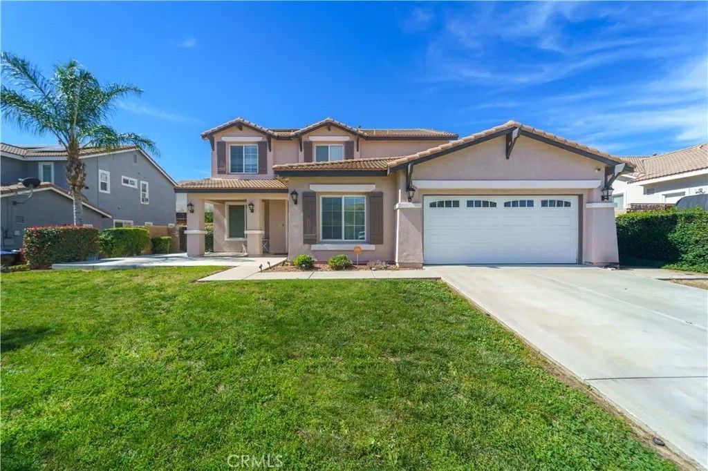 Photo of 28773 Eridanus Dr, Menifee, CA 92586 (MLS # SW26048132)