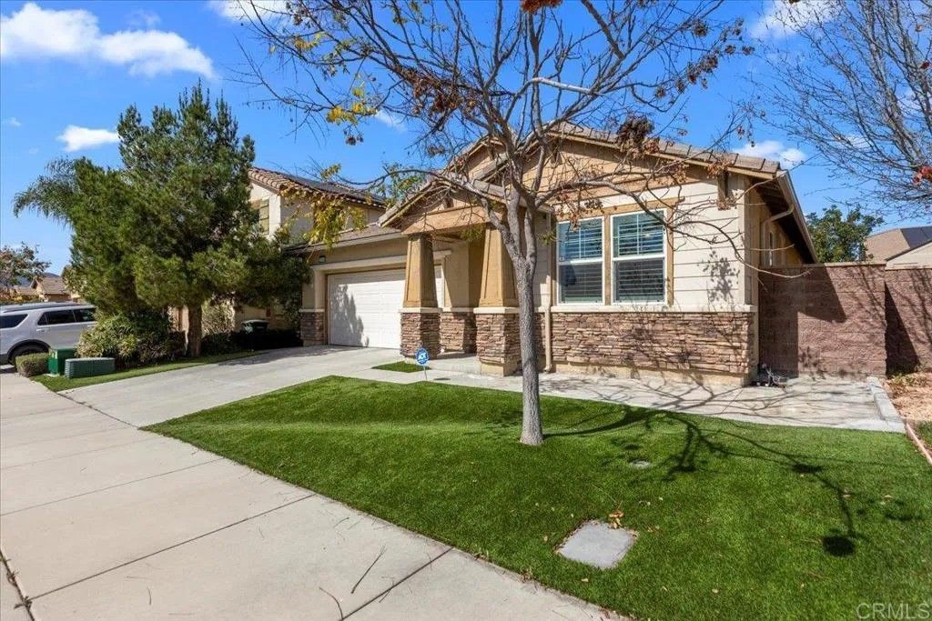 Photo of 29546 Major League, Lake Elsinore, CA 92530 (MLS # PTP2601922)