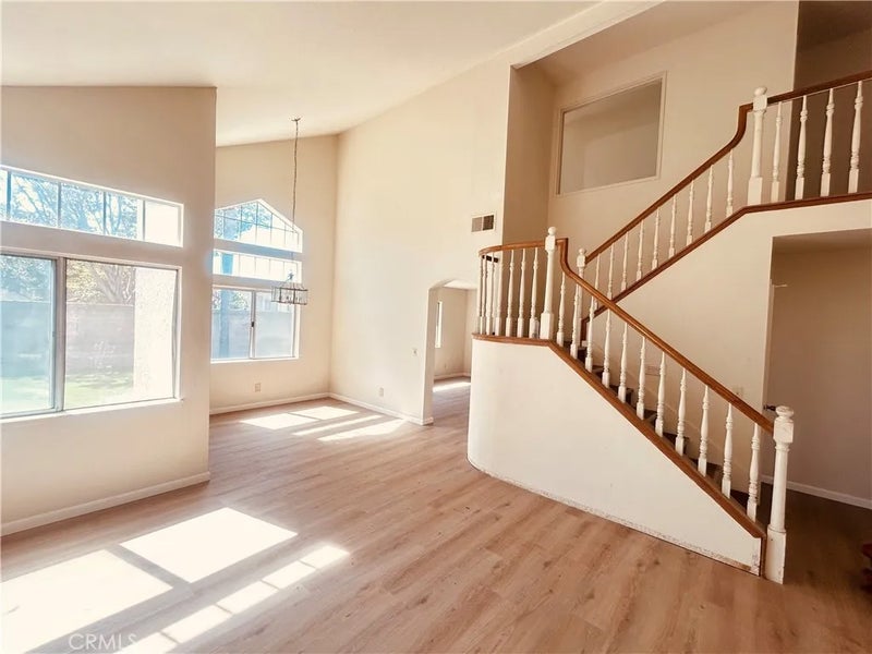 11135 Woodview
