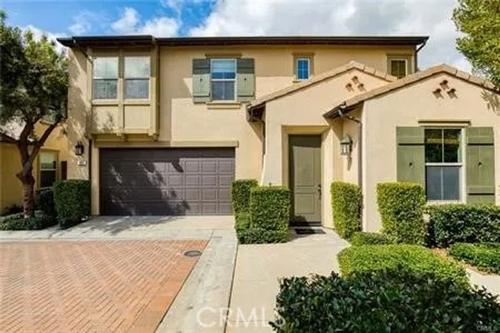 Photo of 181 Bright Poppy, Irvine, CA 92618 (MLS # OC26089716)