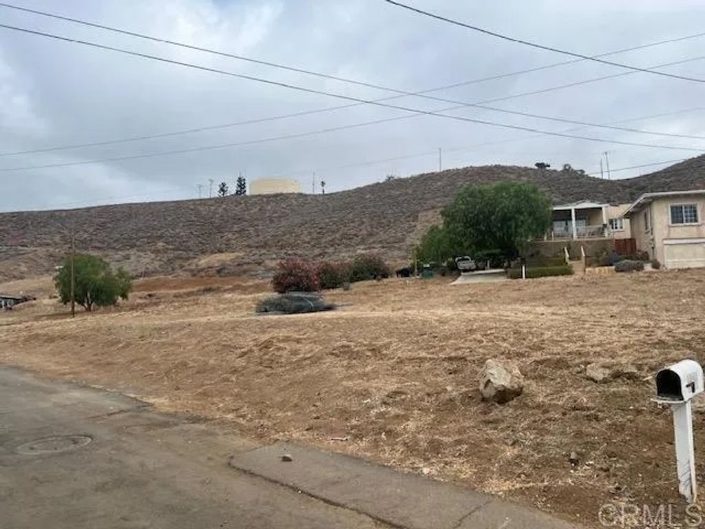 Photo of 0 Acacia St &amp; Country Club Blvd, Lake Elsinore, CA 92530 (MLS # NDP2605866)