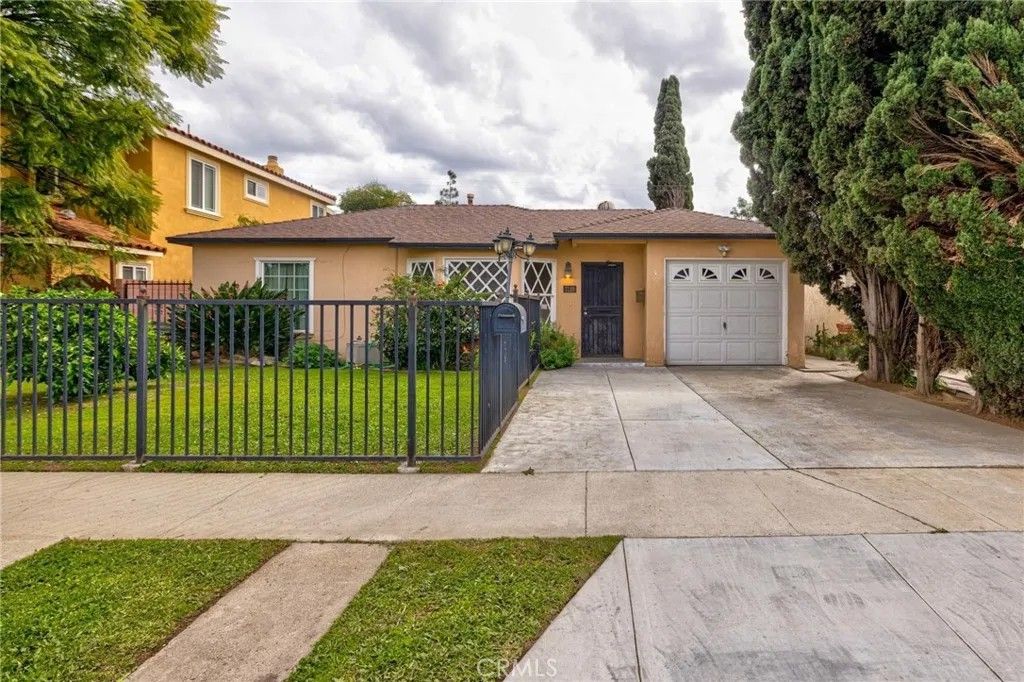 Photo of 7128 Farmland Ave, Pico Rivera, CA 90660 (MLS # PW26037660)