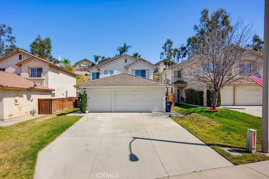 Photo of 16248 Twilight Cir, Riverside, CA 92503 (MLS # SW26064477)