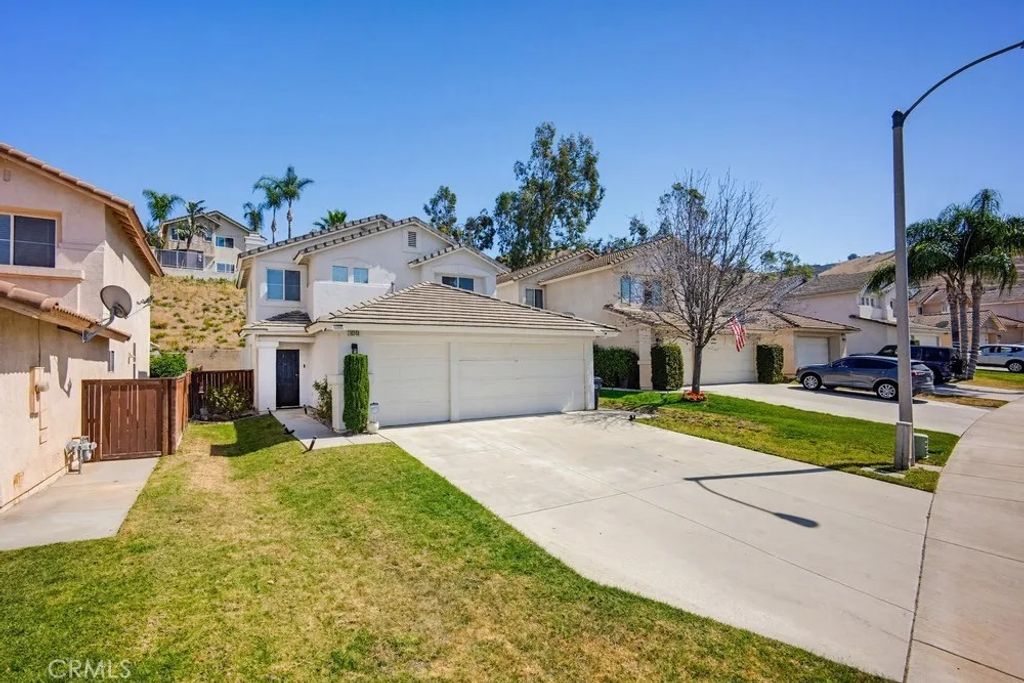 Photo of 16248 Twilight Cir, Riverside, CA 92503 (MLS # SW26064477)