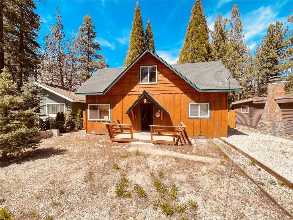 1133 Sugarloaf