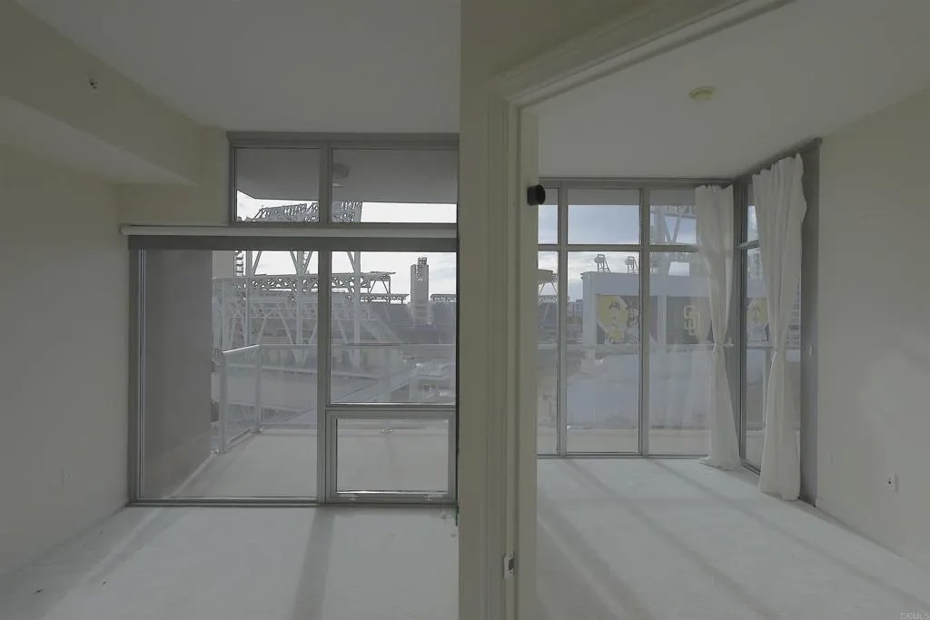 253 10Th Avenue 1004