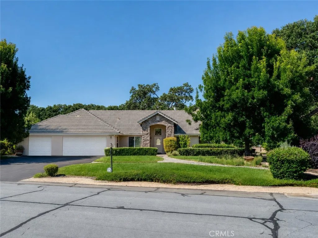 3200 Rancho Viejo