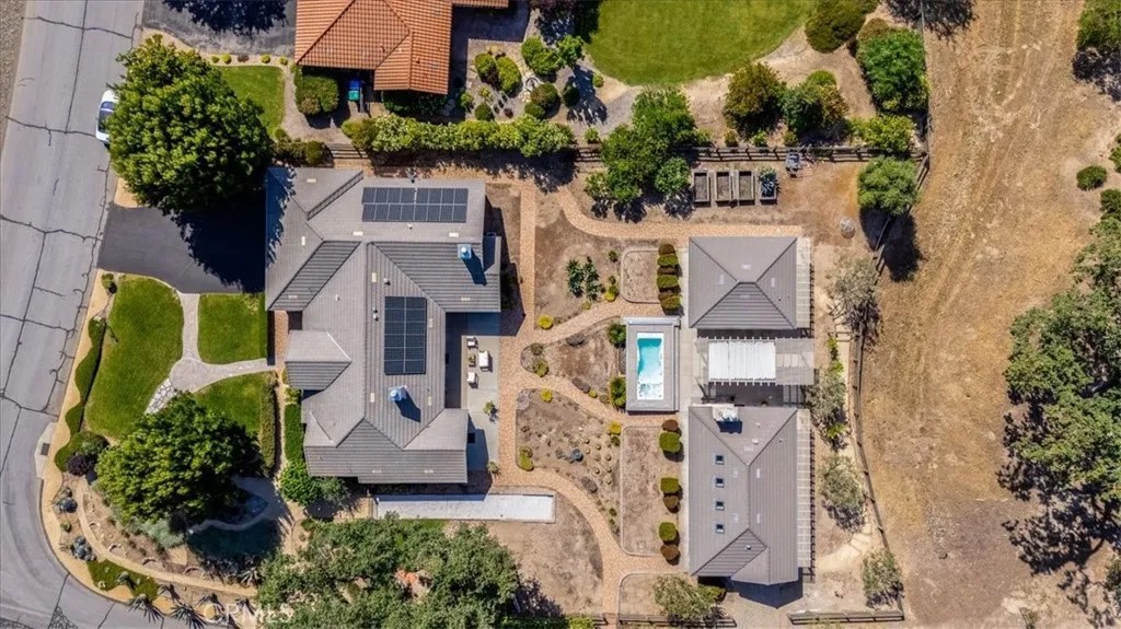 3200 Rancho Viejo